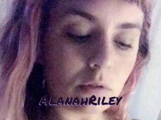 Alanah_Riley
