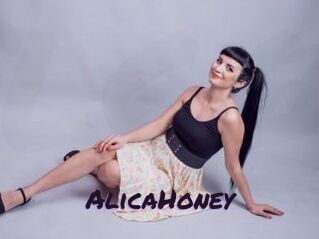 AlicaHoney