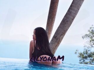 AlyonaM