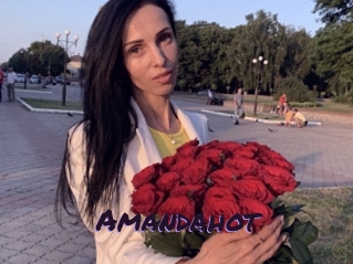 Amandahot