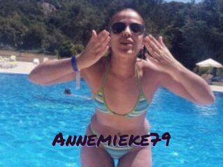 Annemieke79
