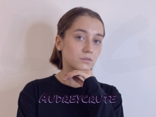 Audreycrute