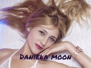 Daniela_moon