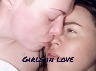 Girls_in_love