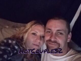 HotCouple32