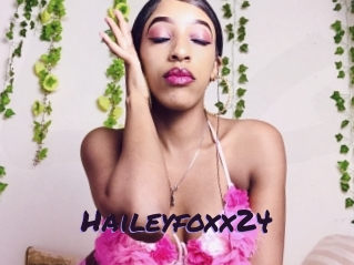 Haileyfoxx24