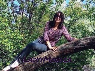 LadyyMonica