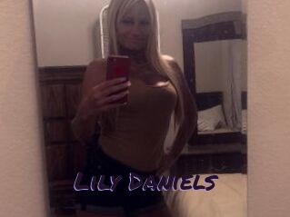 Lily_Daniels