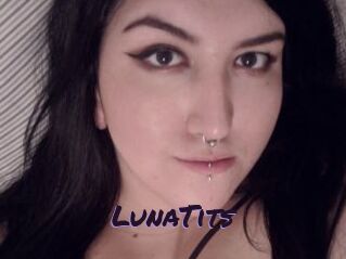 LunaTits