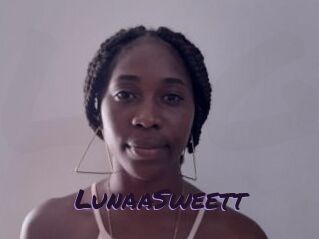 LunaaSweett