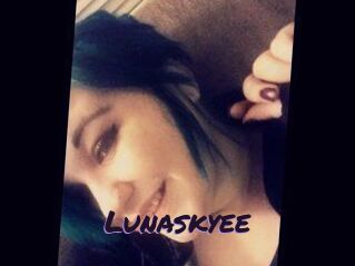 Lunaskyee