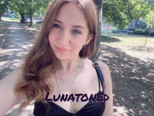 lunatoned Le Cul Gratuit