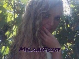 MelanyFoxxy
