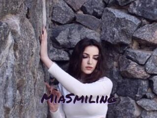 MiaSmiling