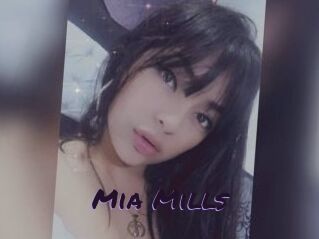 Mia_Mills