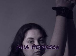 Mia_Peterson