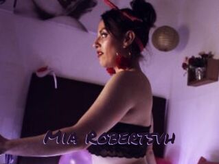 Mia_Robertsvh