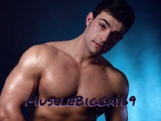 MuscleBigGay69
