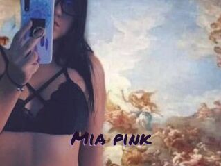 Mia_pink