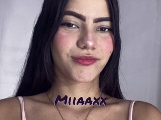 Miiaaxx