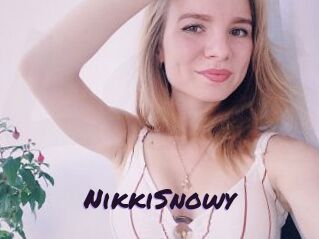 NikkiSnowy