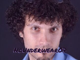 NoUnderwear07