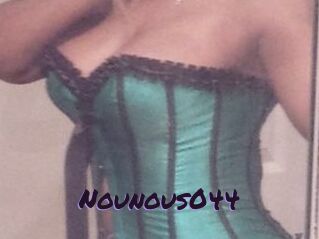 Nounous044