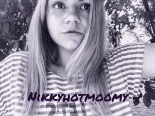 Nikkyhotmoomy