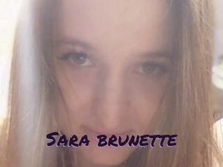 Sara_brunette
