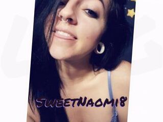 Sweet_Naomi8