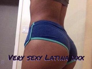 Very_sexy_Latina_xxx